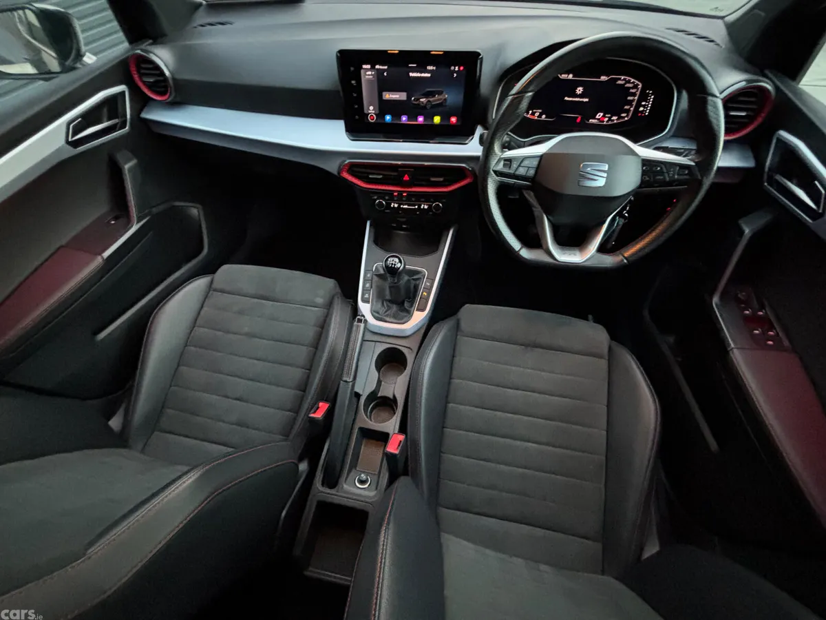 SEAT Arona SUV, Petrol, 2024, Black