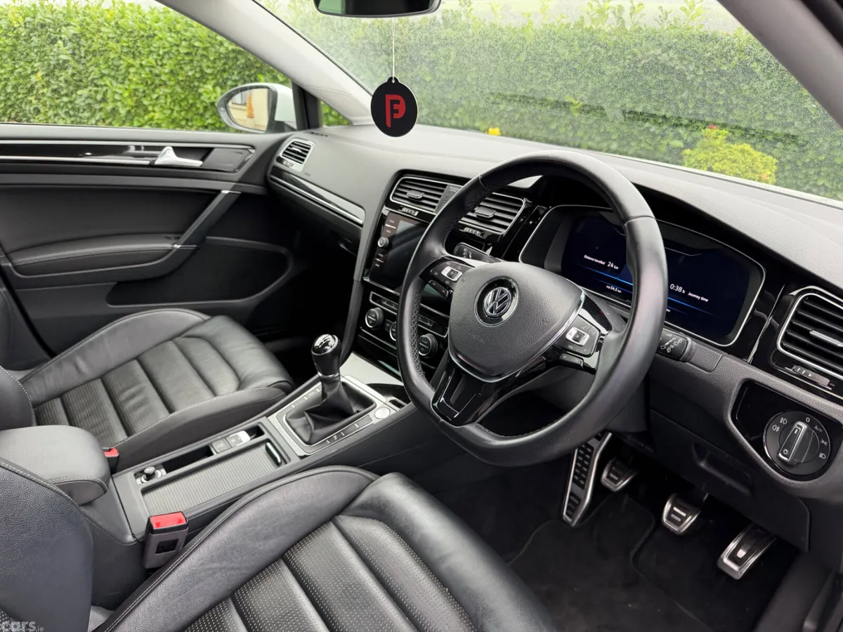 Volkswagen Golf Hatchback, Petrol, 2020, White