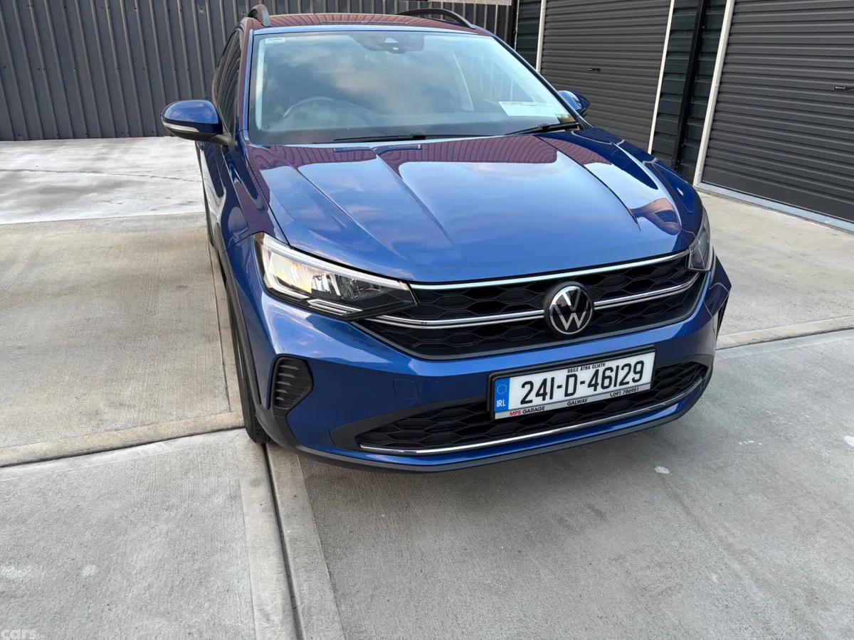 Volkswagen Taigo SUV, Petrol, 2024, Blue