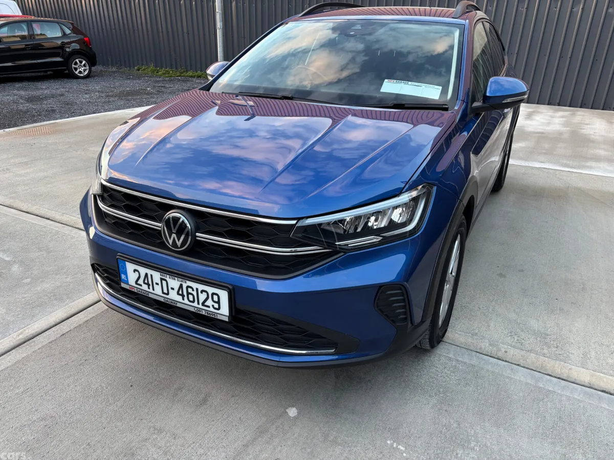 Volkswagen Taigo SUV, Petrol, 2024, Blue