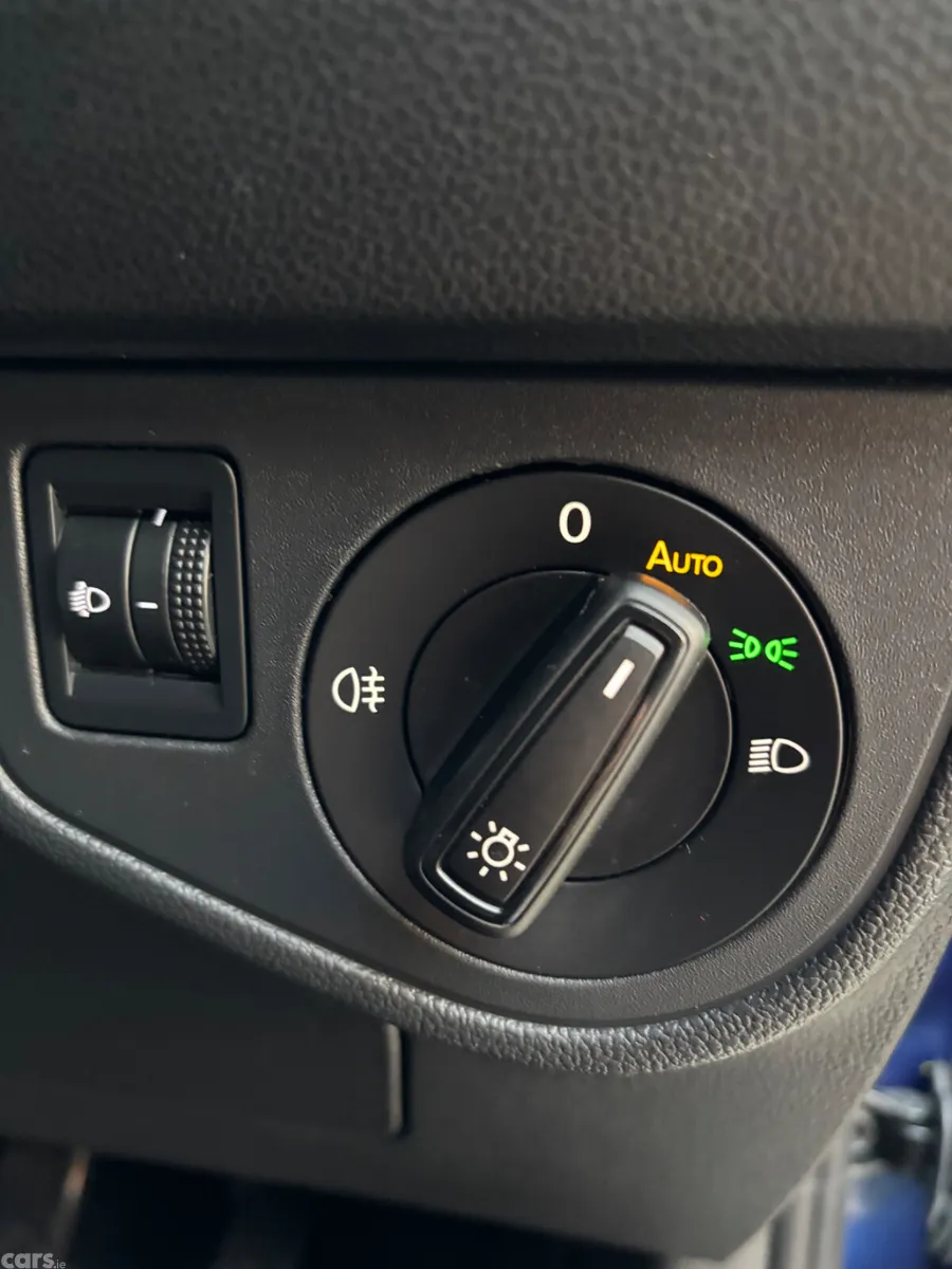Volkswagen Taigo SUV, Petrol, 2024, Blue