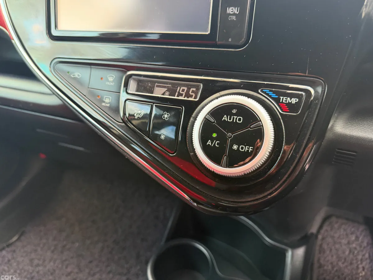 Toyota Aqua Hatchback, Petrol Hybrid, 2017, Red