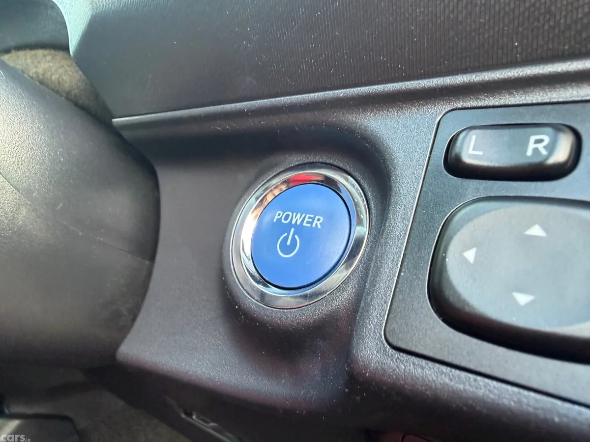Toyota Aqua Hatchback, Petrol Hybrid, 2017, Red