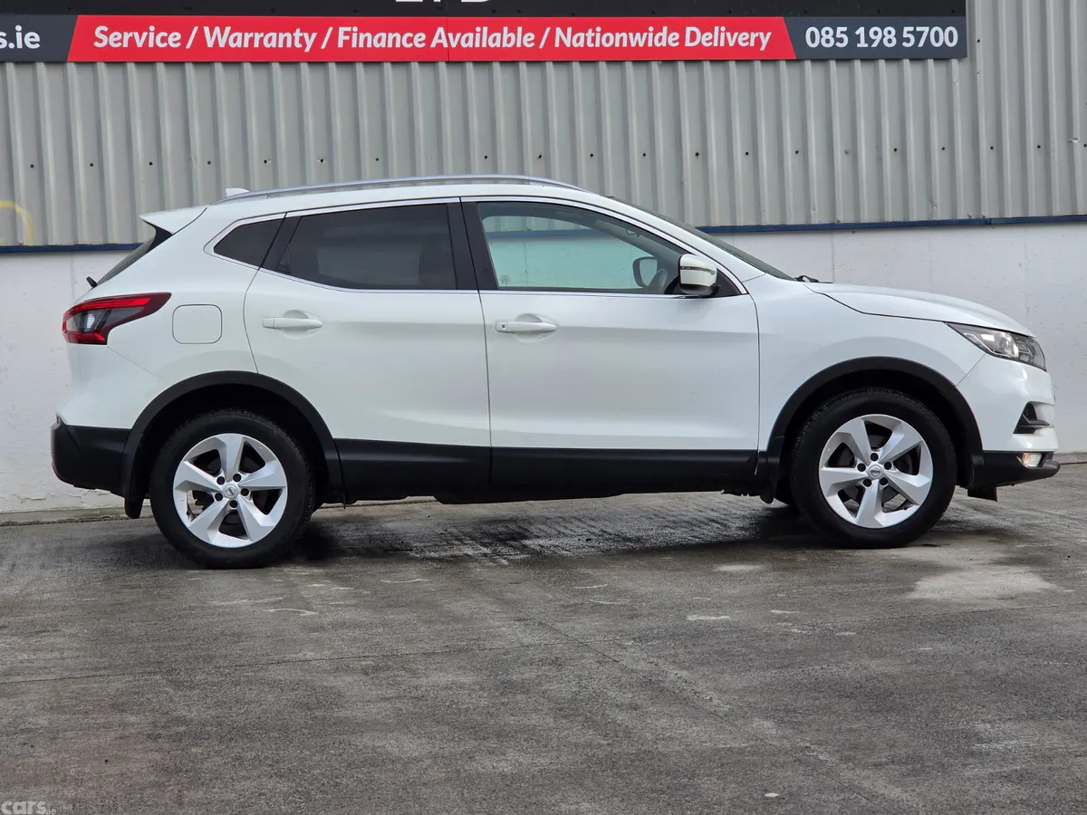 Nissan Qashqai MPV, Diesel, 2018, White