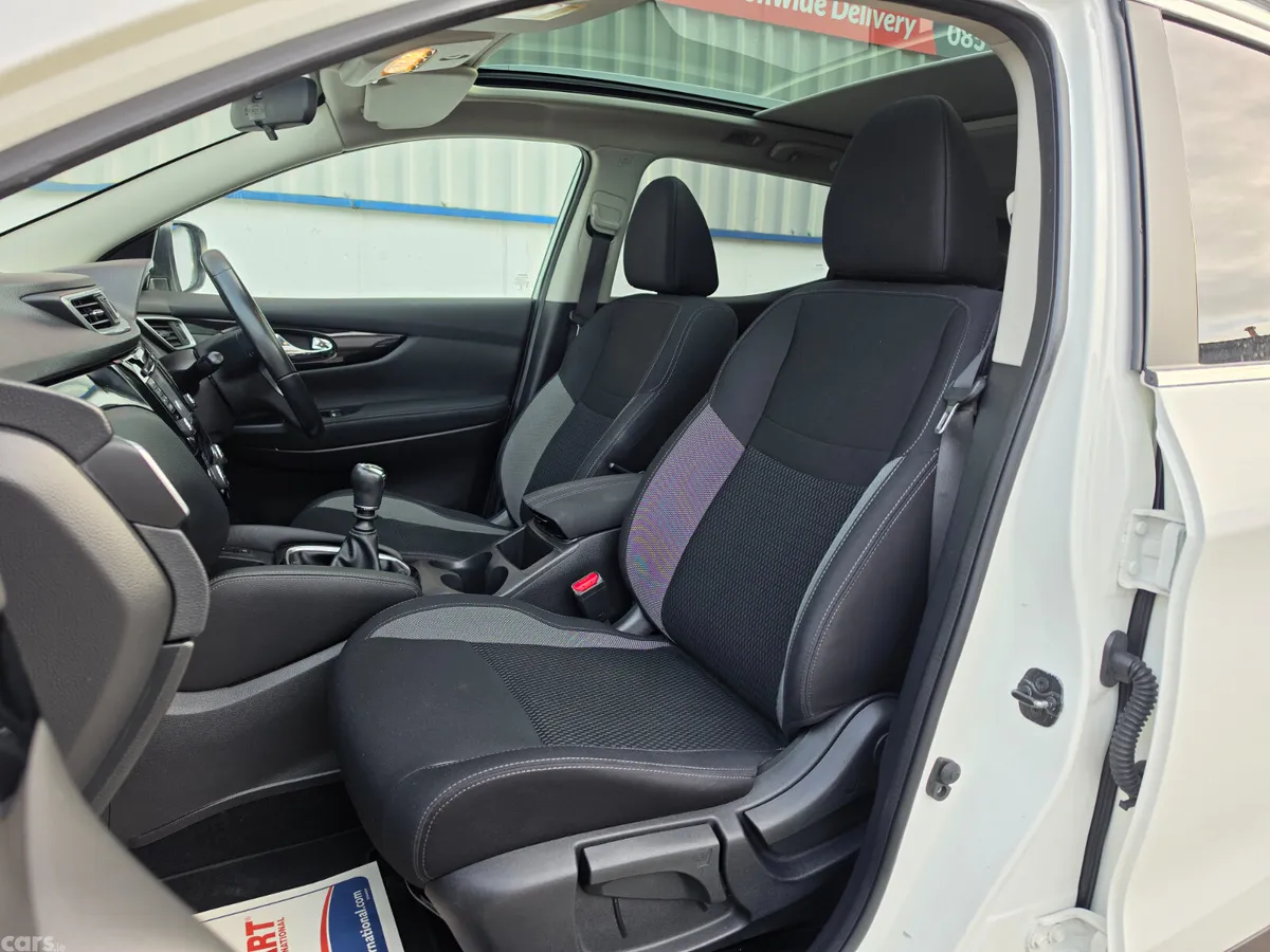Nissan Qashqai MPV, Diesel, 2018, White