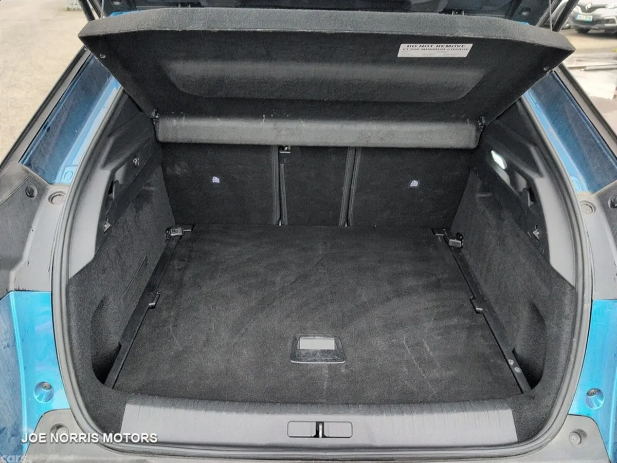 Peugeot 3008 SUV, Petrol Hybrid, 2026, Blue