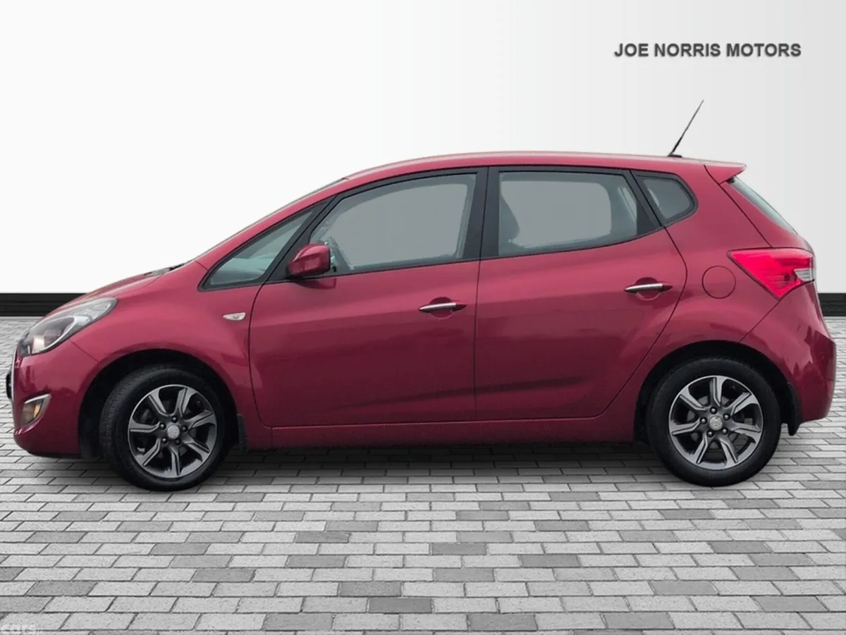 Hyundai ix20 Hatchback, Petrol, 2019, Red