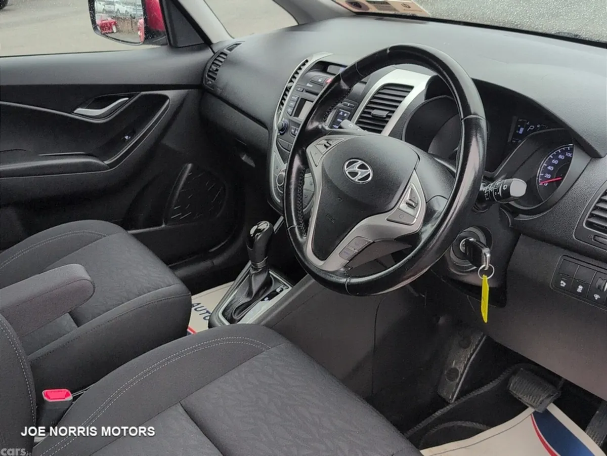 Hyundai ix20 Hatchback, Petrol, 2019, Red