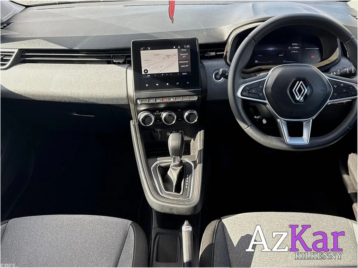 Renault Clio Hatchback, Petrol, 2024, White
