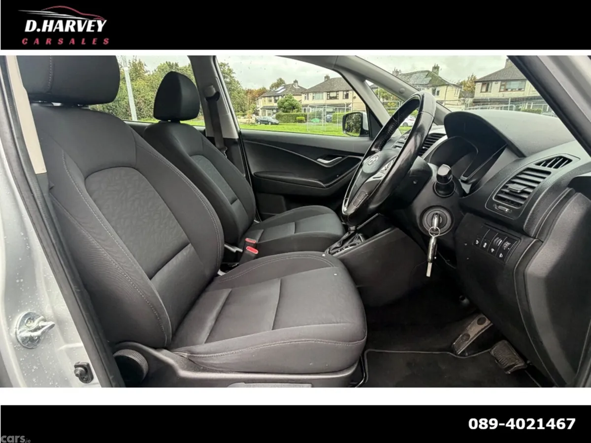 Hyundai ix20 Hatchback, Petrol, 2017, Silver