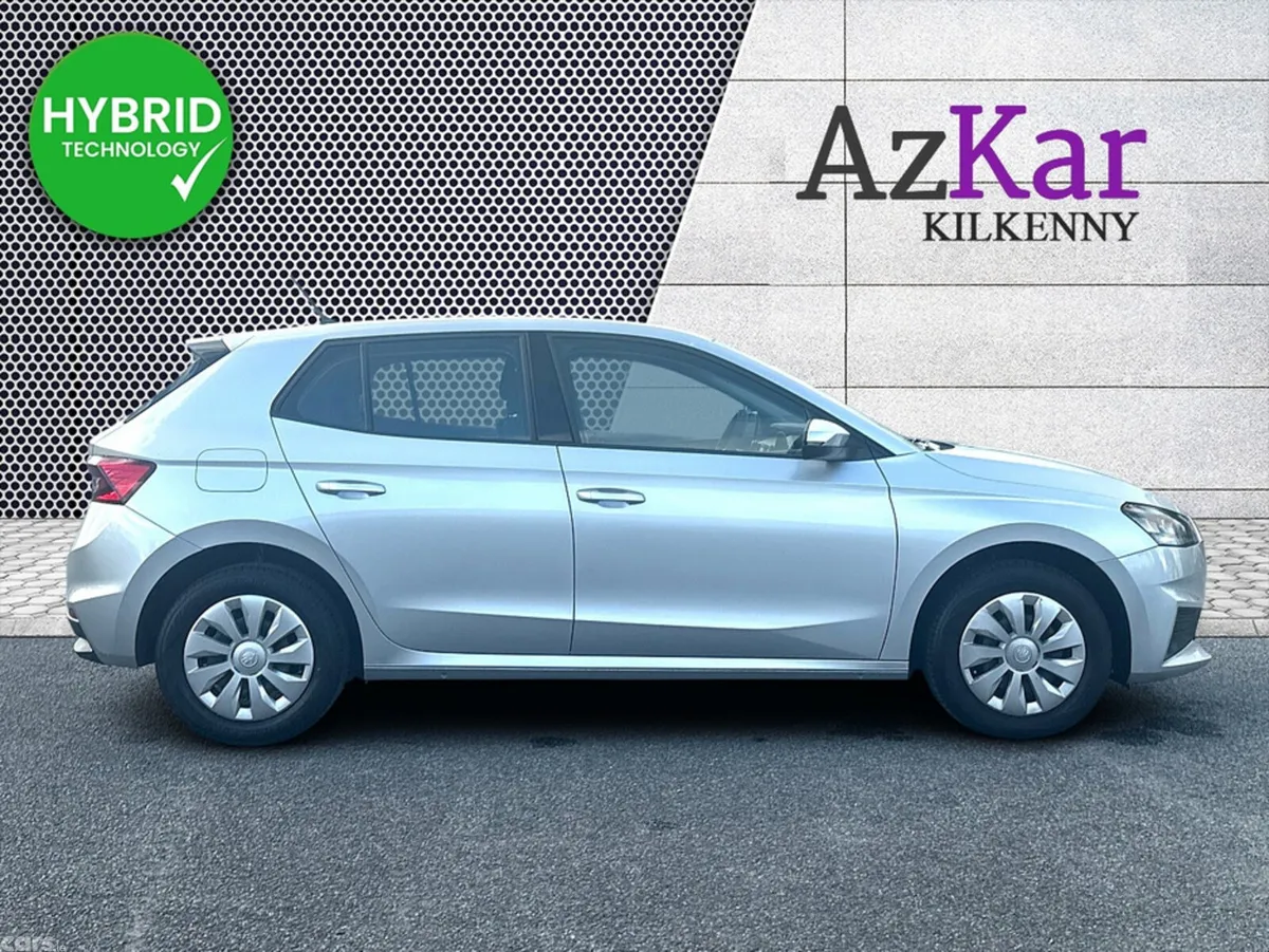 Skoda Fabia Hatchback, Petrol, 2023, Grey