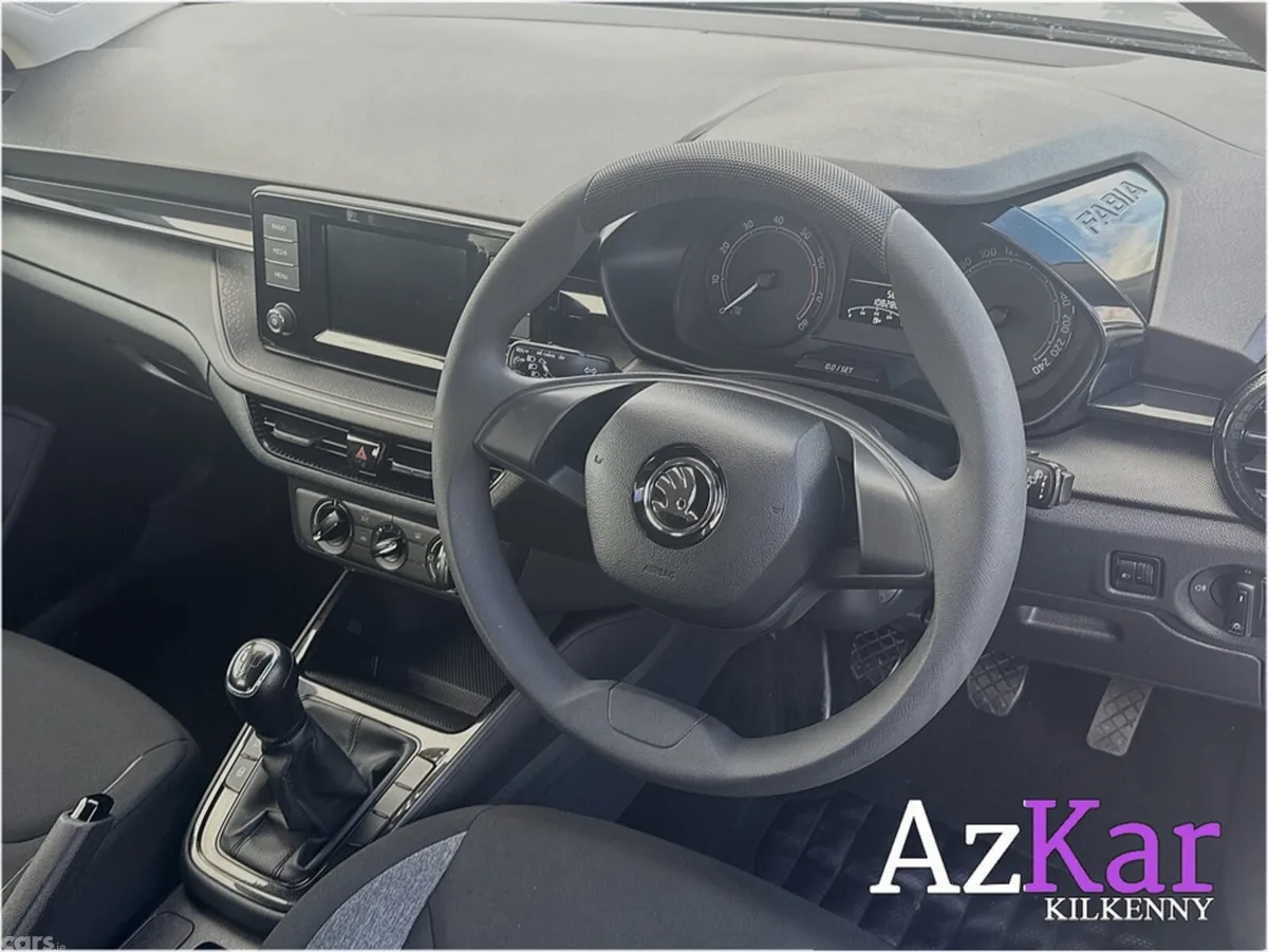 Skoda Fabia Hatchback, Petrol, 2023, Grey