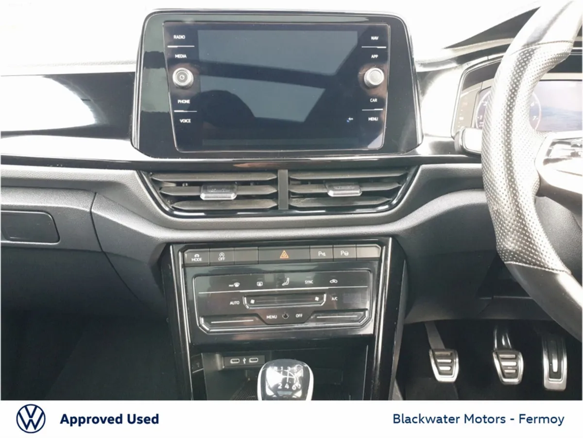 Volkswagen T-Roc SUV, Diesel, 2023, Black