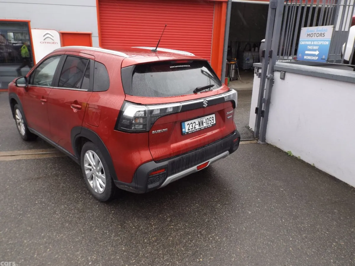 Suzuki SX4 S-Cross Hatchback, Petrol, 2023, Red
