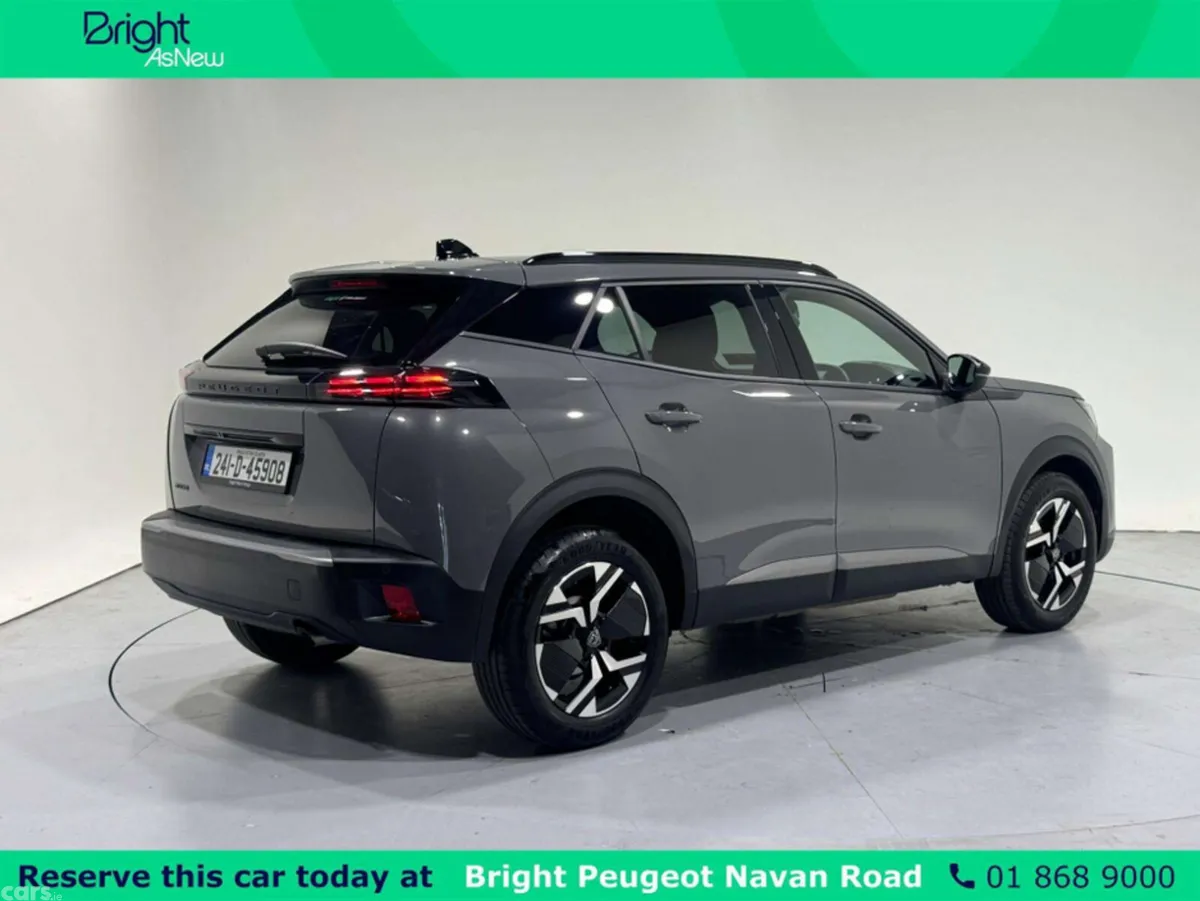 Peugeot 2008 MPV, Petrol, 2024, Grey
