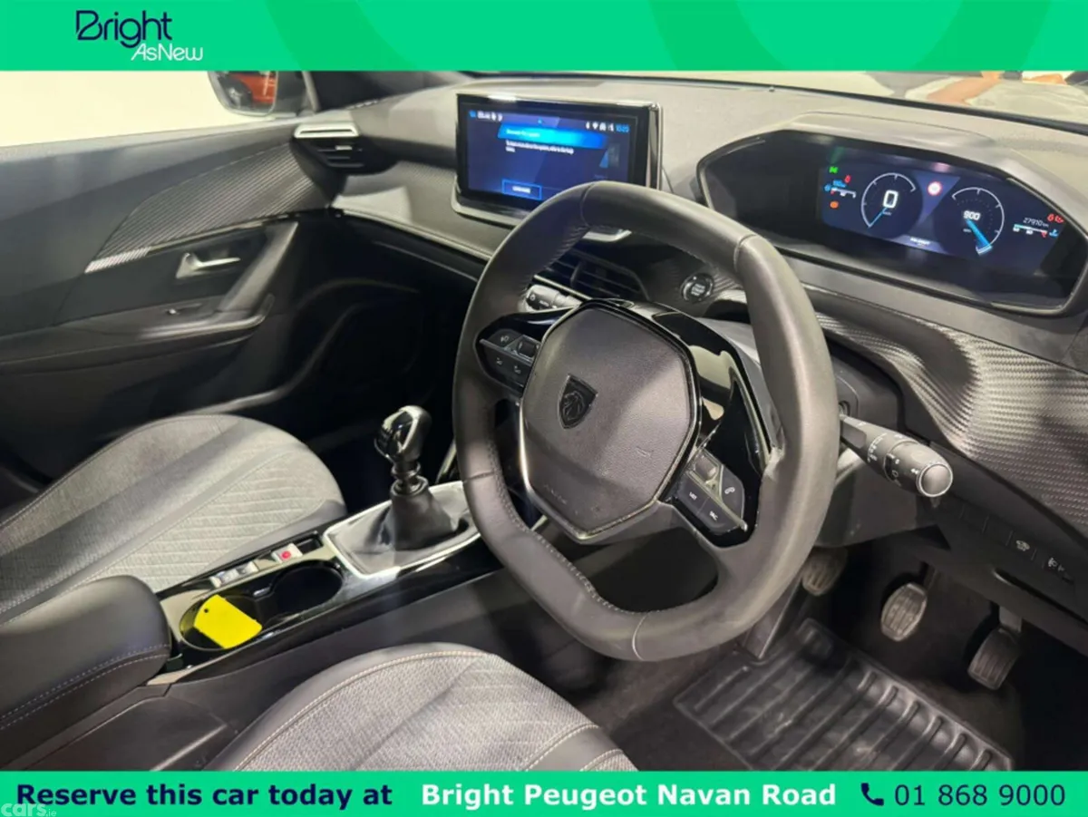 Peugeot 2008 MPV, Petrol, 2024, Grey