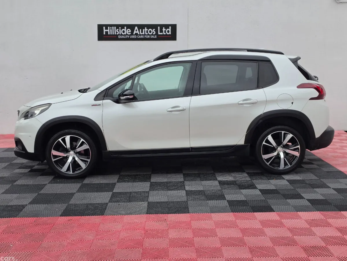 Peugeot 2008 Hatchback, Petrol, 2018, White