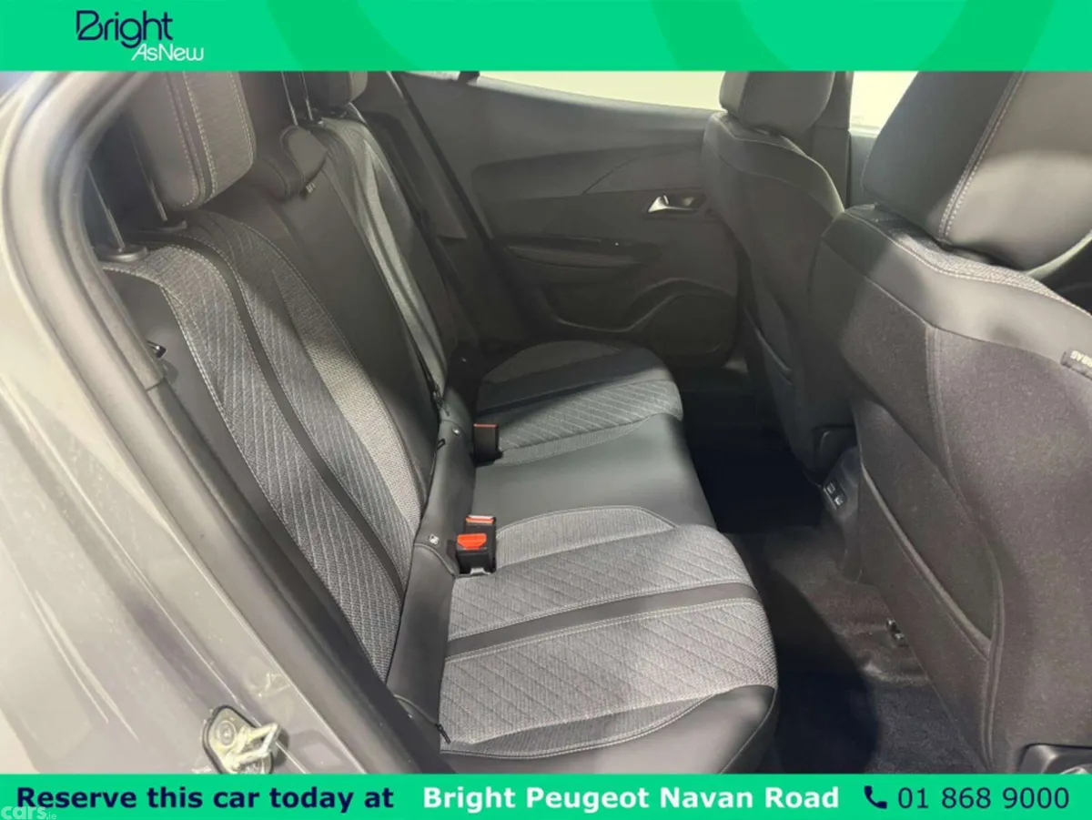 Peugeot 2008 MPV, Petrol, 2024, Grey