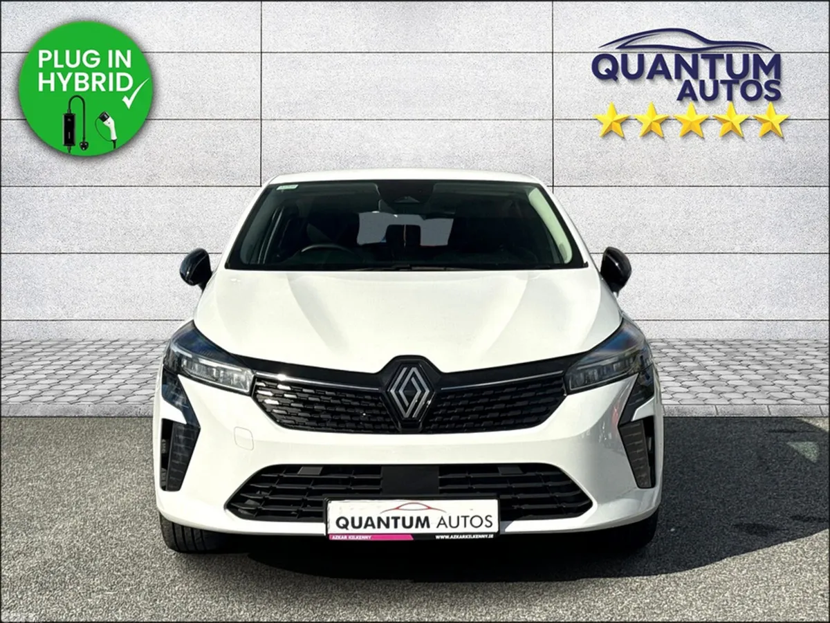Renault Clio Hatchback, Petrol, 2024, White
