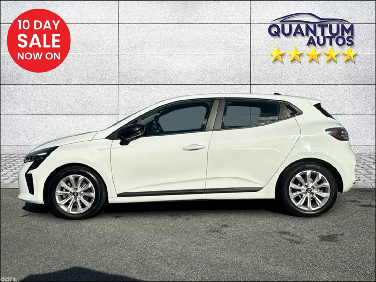 Renault Clio Hatchback, Petrol, 2024, White