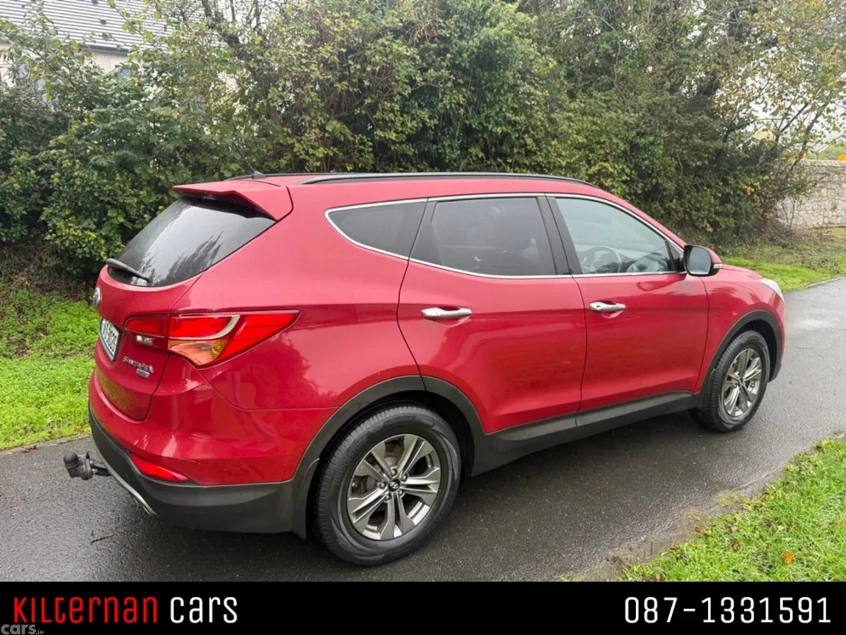 Hyundai Santa Fe SUV, Diesel, 2015, Red