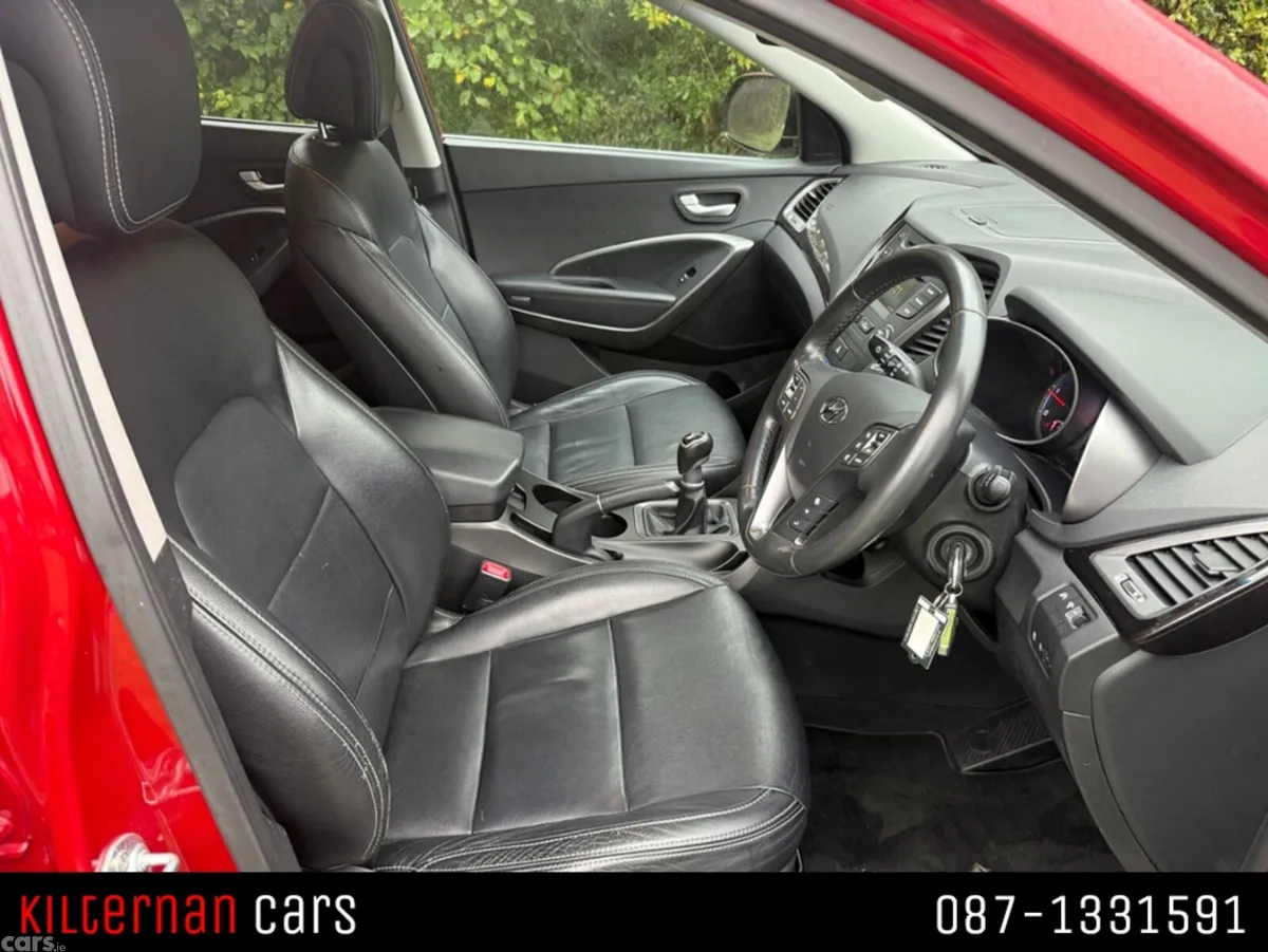 Hyundai Santa Fe SUV, Diesel, 2015, Red