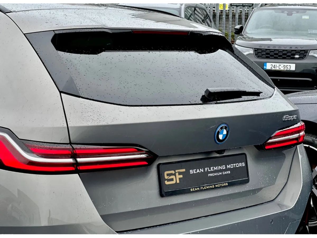 BMW 5-Series Estate, Petrol Hybrid, 2026, Grey