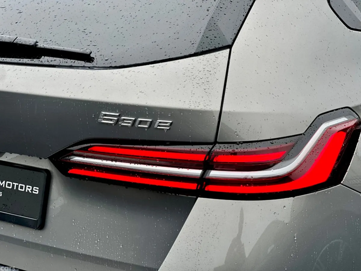 BMW 5-Series Estate, Petrol Hybrid, 2026, Grey