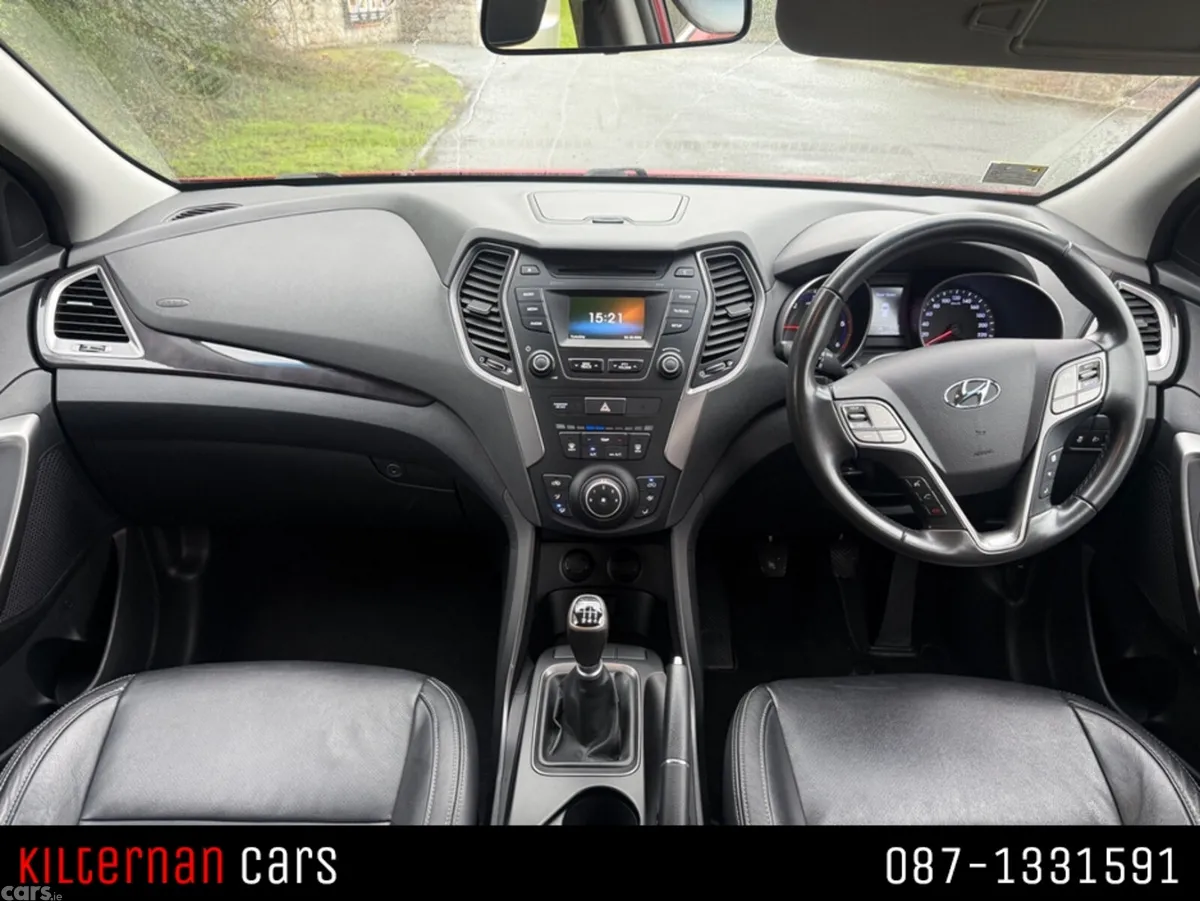 Hyundai Santa Fe SUV, Diesel, 2015, Red