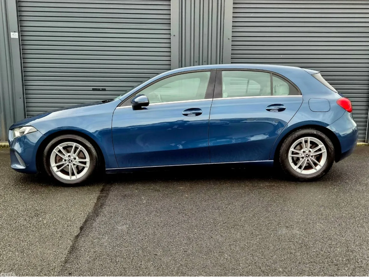 Mercedes-Benz A-Class Hatchback, Petrol, 2019, Blue
