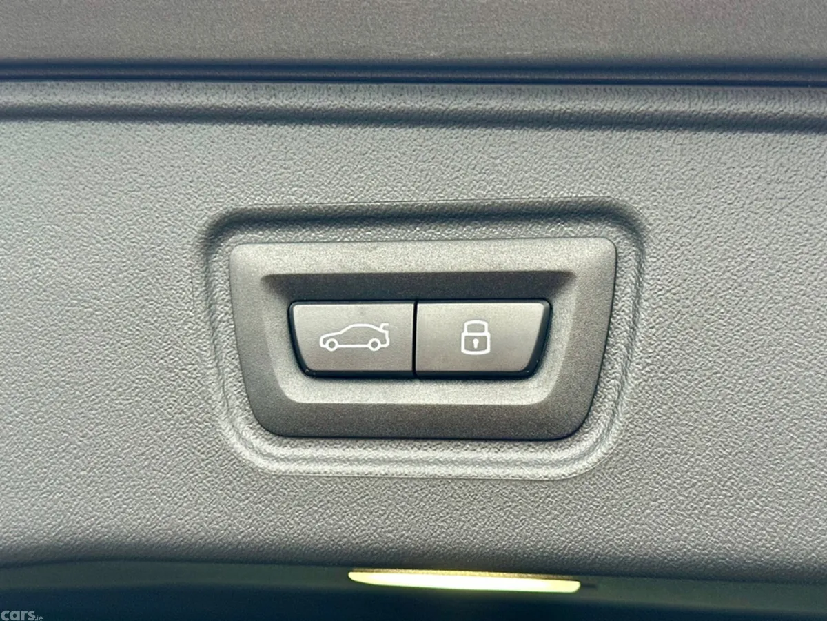 BMW 5-Series Estate, Petrol Hybrid, 2026, Grey
