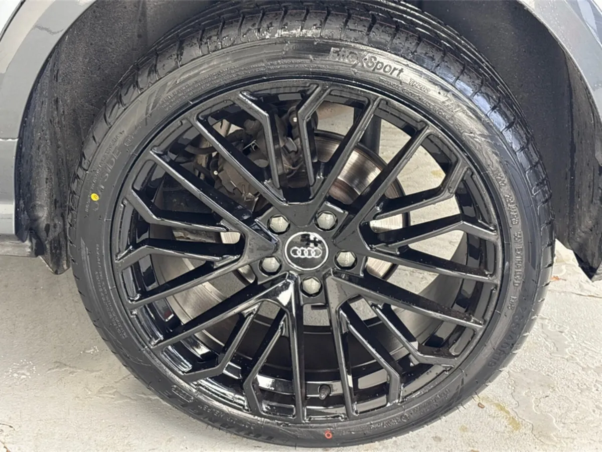 Audi Q2 Estate, Petrol, 2021, Grey