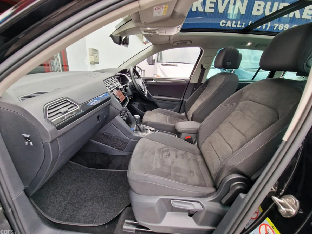 Volkswagen Tiguan SUV, Diesel, 2021, Black