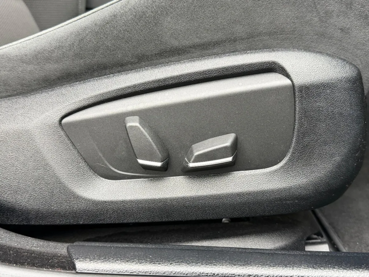 BMW 5-Series Saloon, Diesel, 2015, Black
