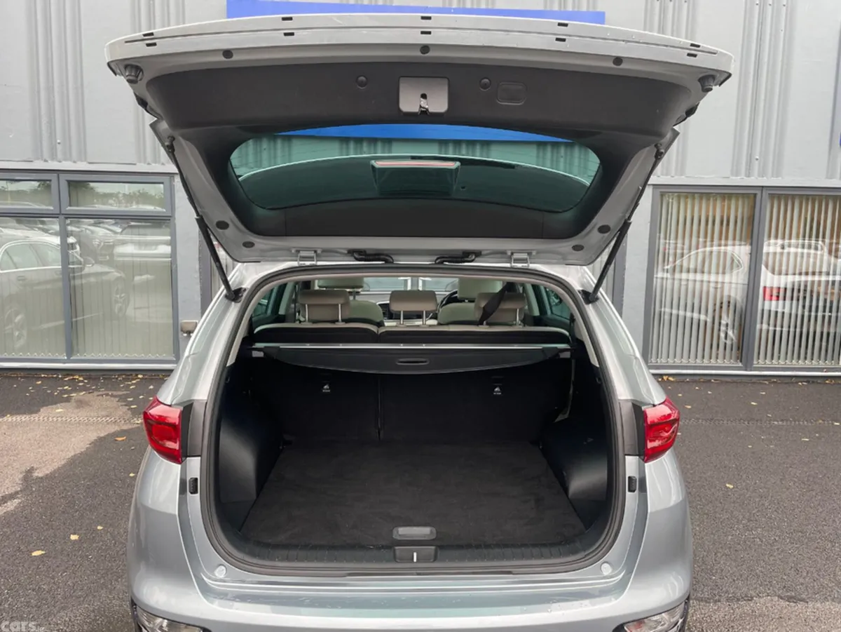 Kia Sportage MPV, Diesel, 2020, Grey
