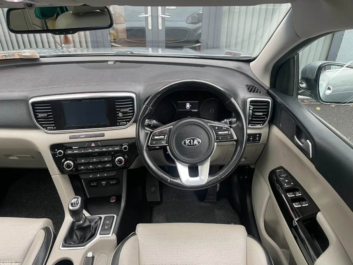 Kia Sportage MPV, Diesel, 2020, Grey