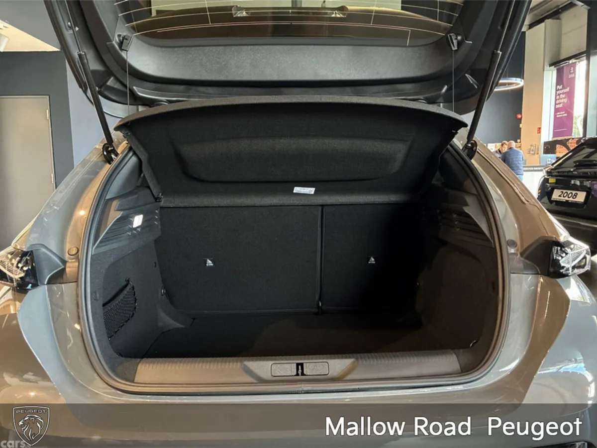 Peugeot 308 Hatchback, Diesel, 2026, Grey