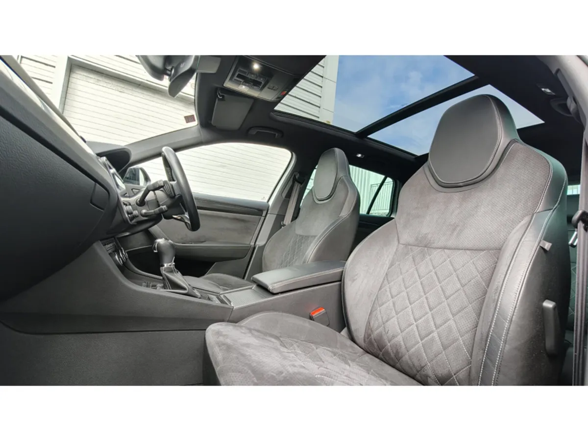Skoda Superb Estate, Diesel, 2023, Grey