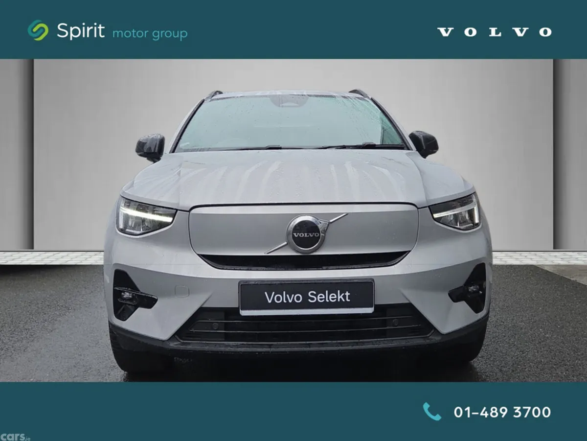 Volvo XC40 Hatchback, Electric, 2025, Silver