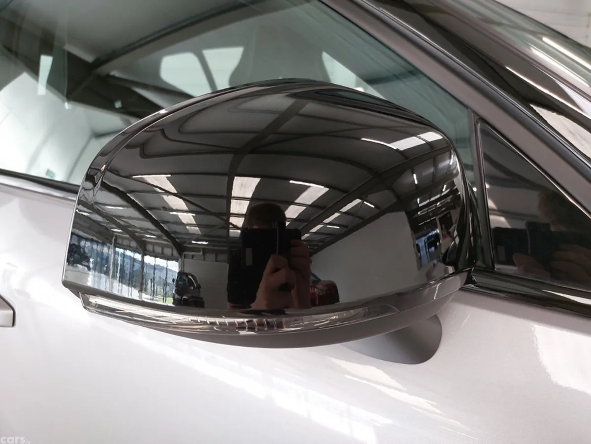 Volvo EX40 SUV, Electric, 2026, Silver