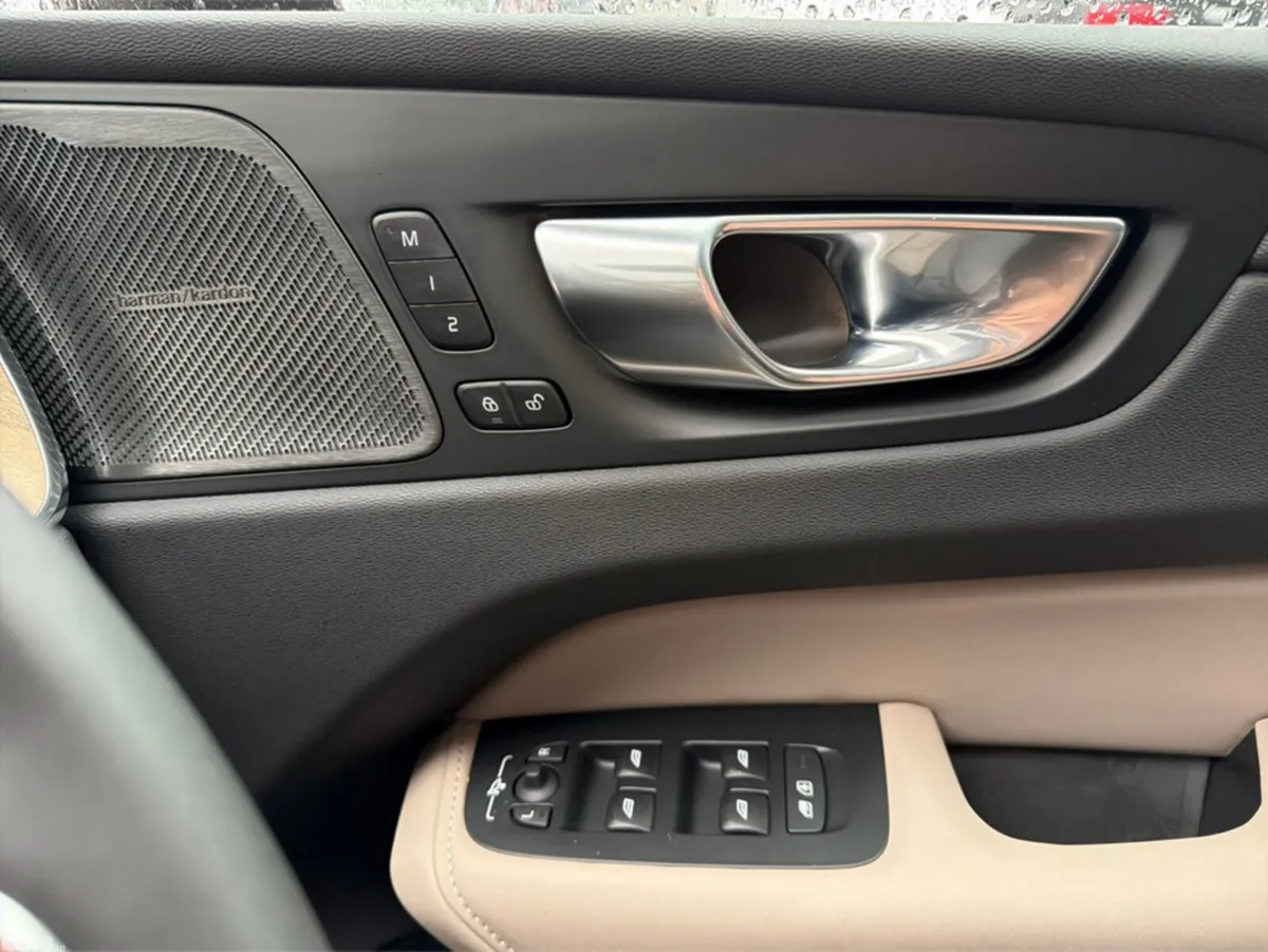 Volvo XC60 SUV, Petrol Plug-in Hybrid, 2026, Brown