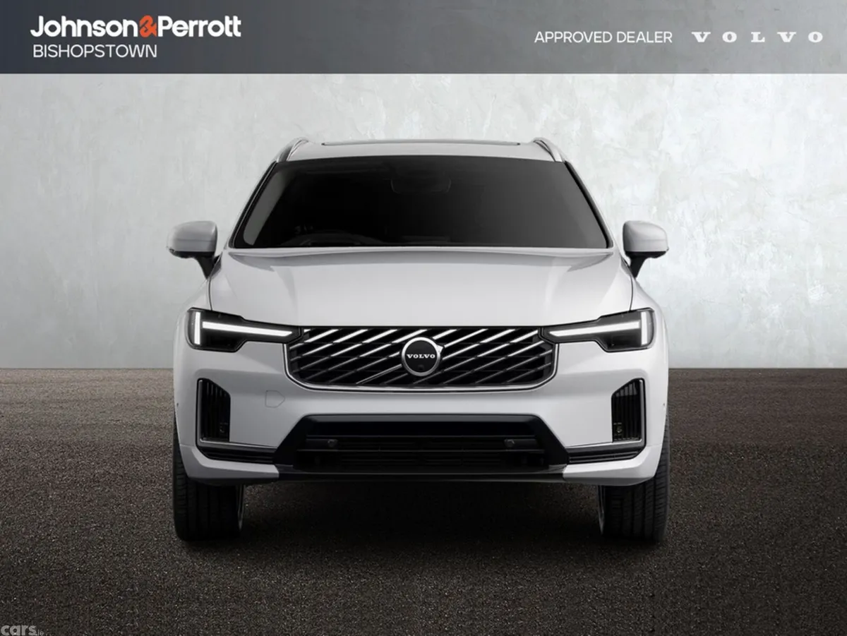 Volvo XC60 SUV, Petrol Plug-in Hybrid, 2027, White