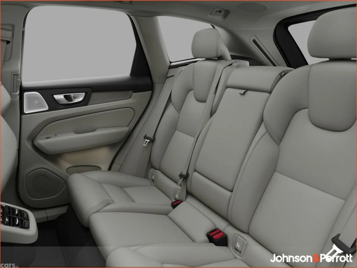 Volvo XC60 SUV, Petrol Plug-in Hybrid, 2027, White