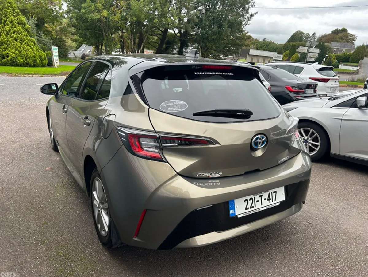 Toyota Corolla Hatchback, Petrol Hybrid, 2022, Green