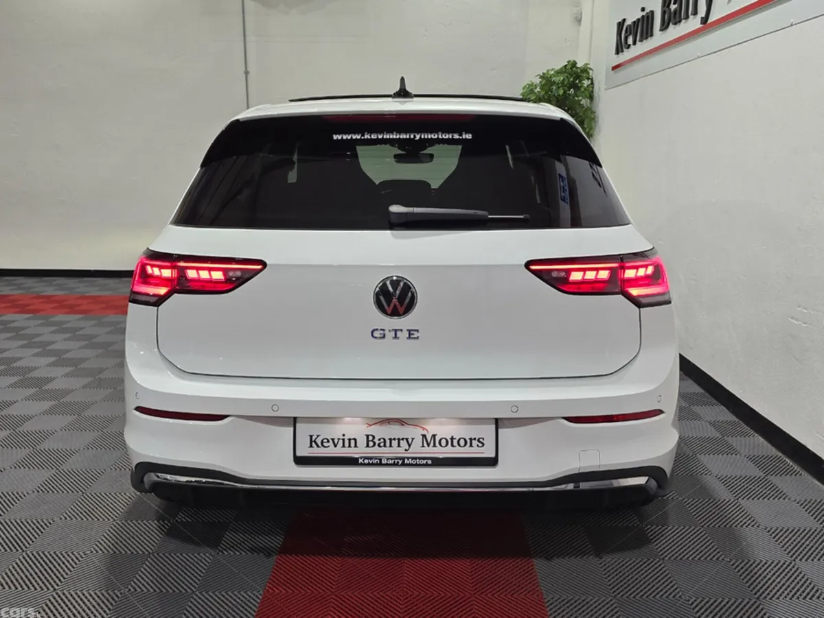 Volkswagen Golf Hatchback, Petrol Plug-in Hybrid, 2025, White