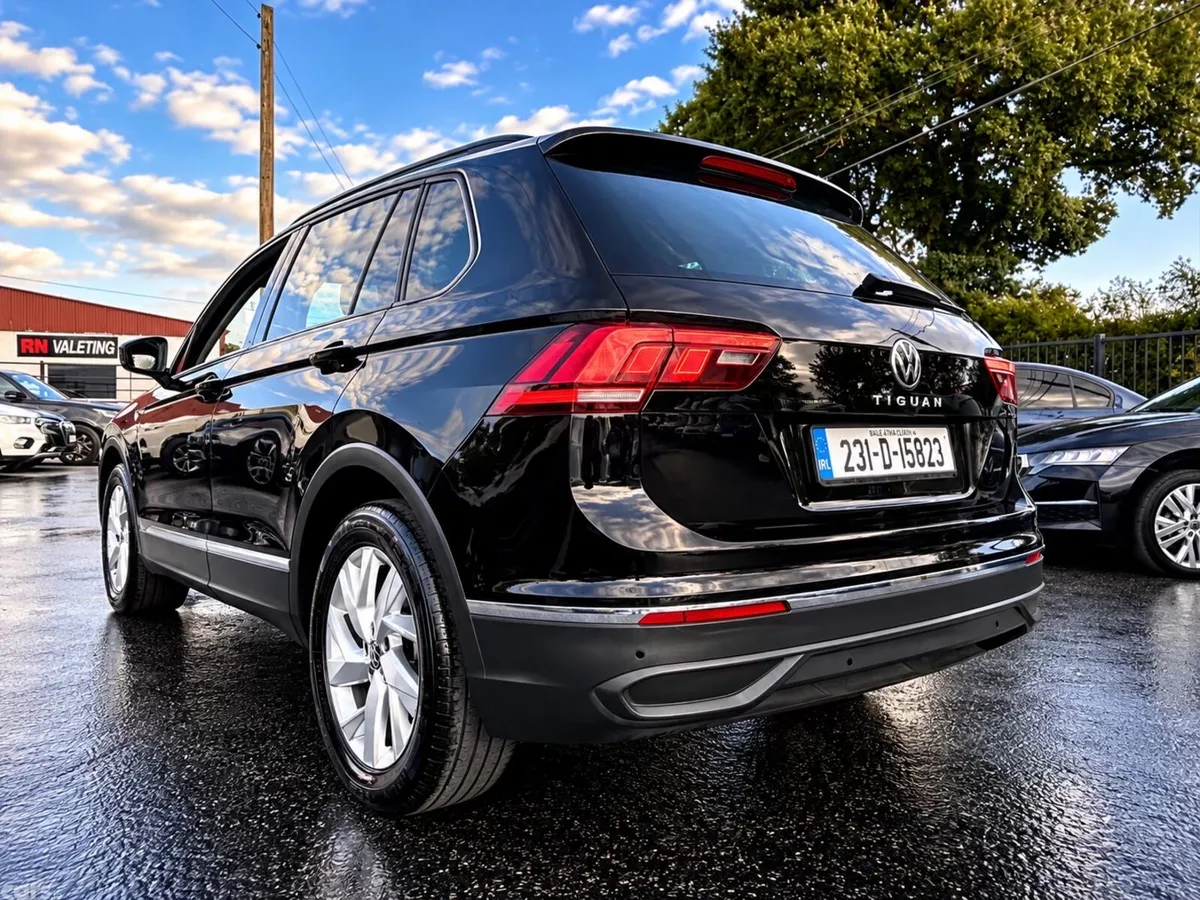 Volkswagen Tiguan SUV, Diesel, 2023, Black