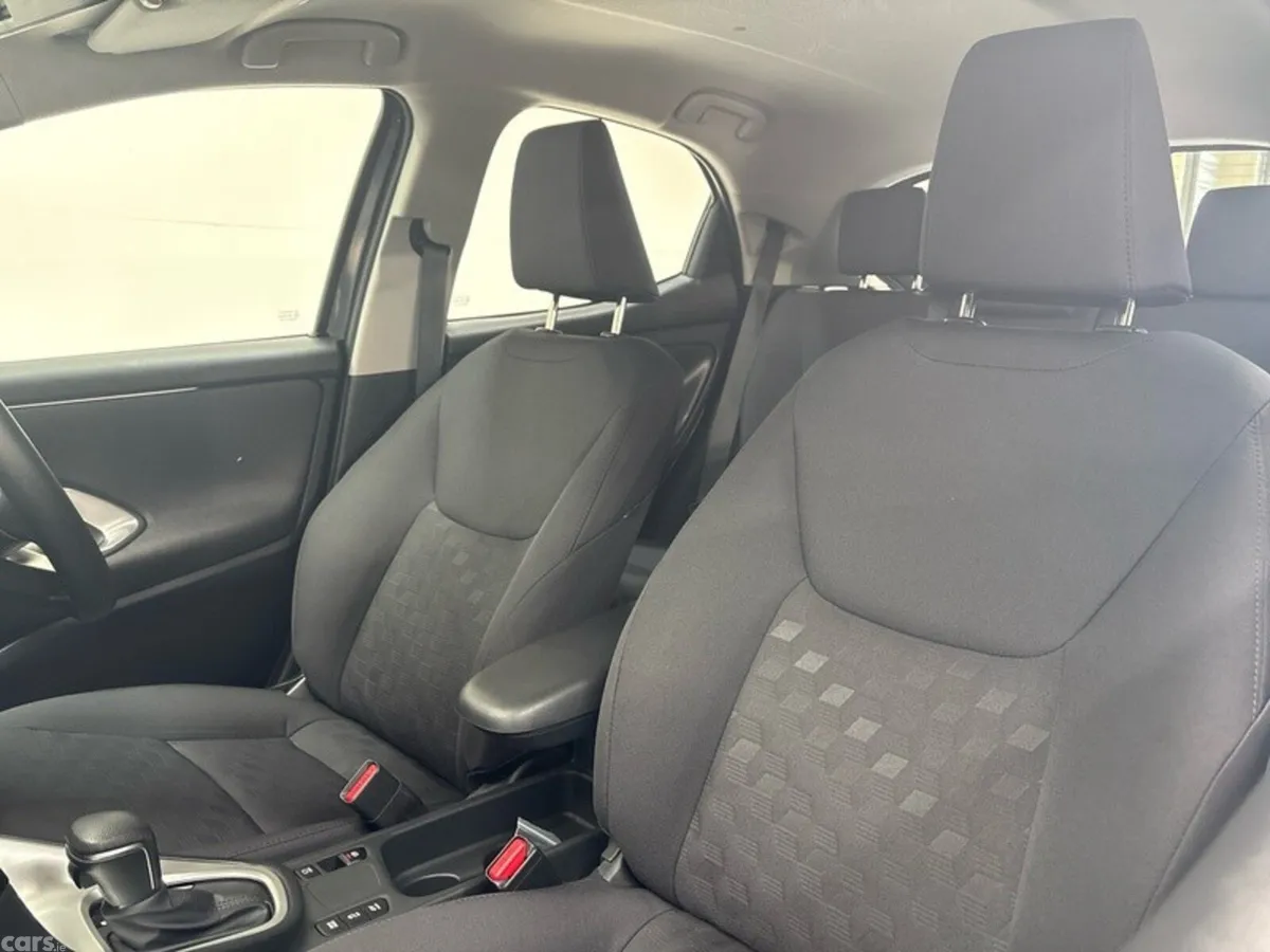 Toyota Yaris Hatchback, Petrol Hybrid, 2026, Grey