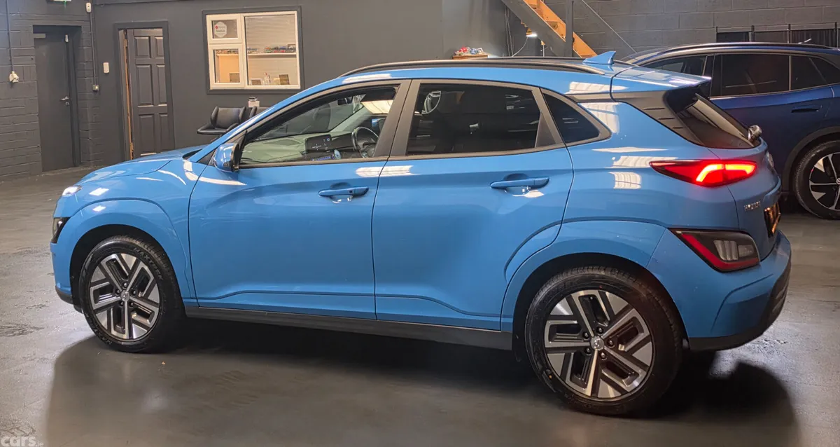 Hyundai KONA Hatchback, Electric, 2022, Blue