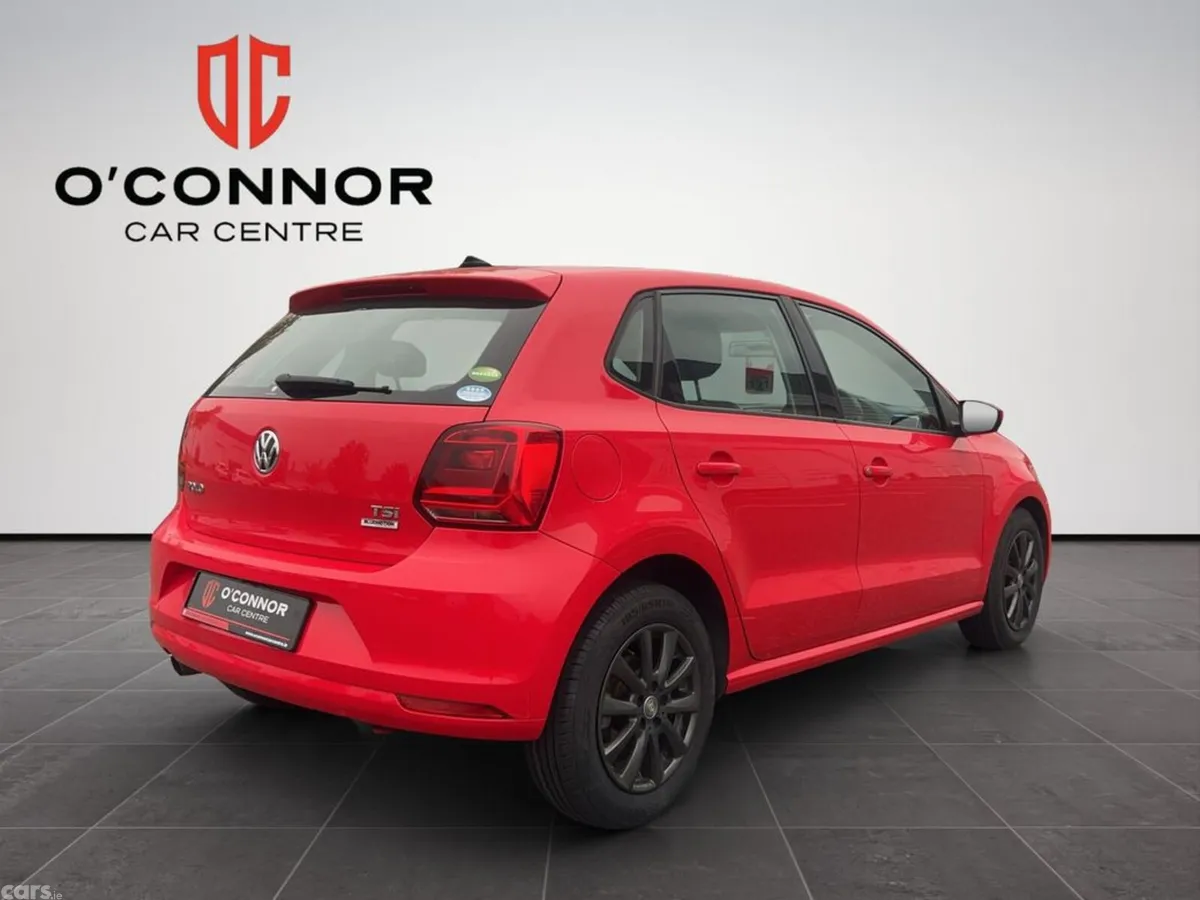 Volkswagen Polo Hatchback, Petrol, 2016, Red