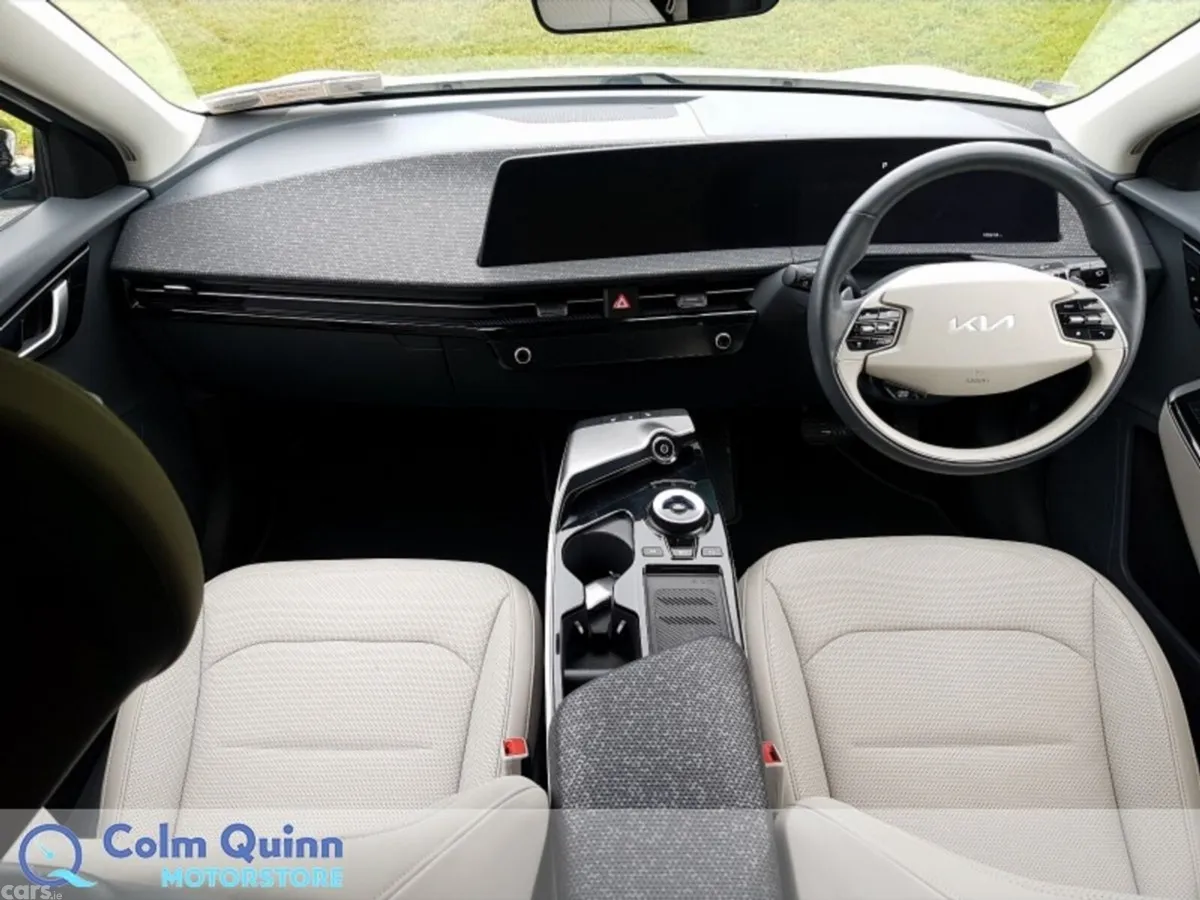 Kia EV6 MPV, Electric, 2022, White